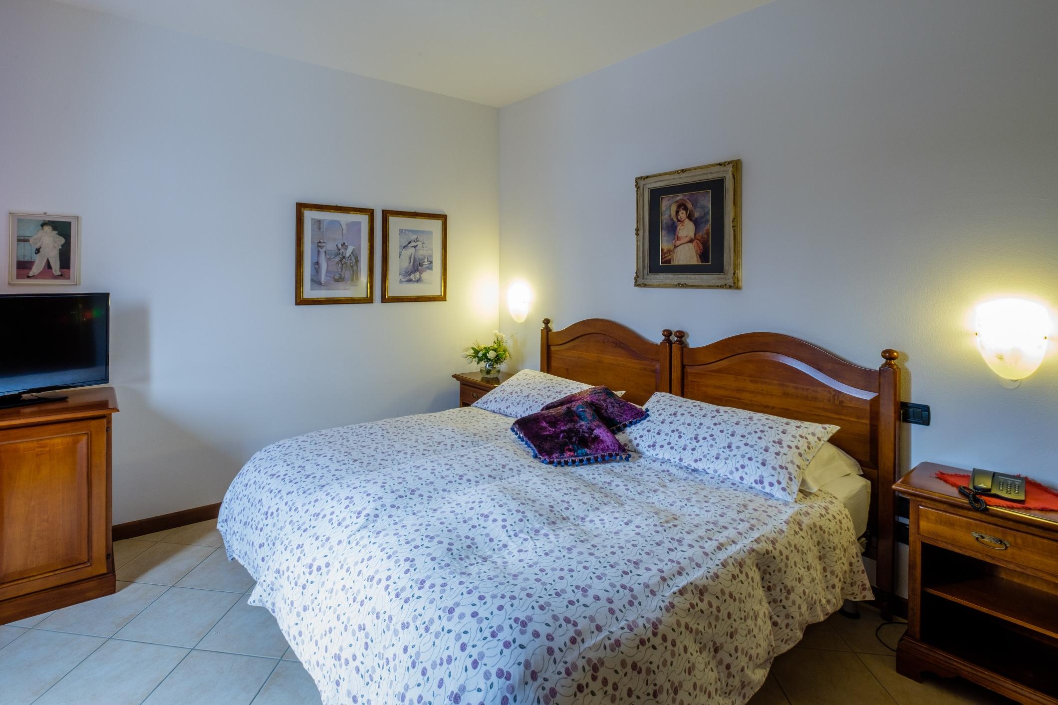 Hotel Tre Punte Гарньяно Экстерьер фото