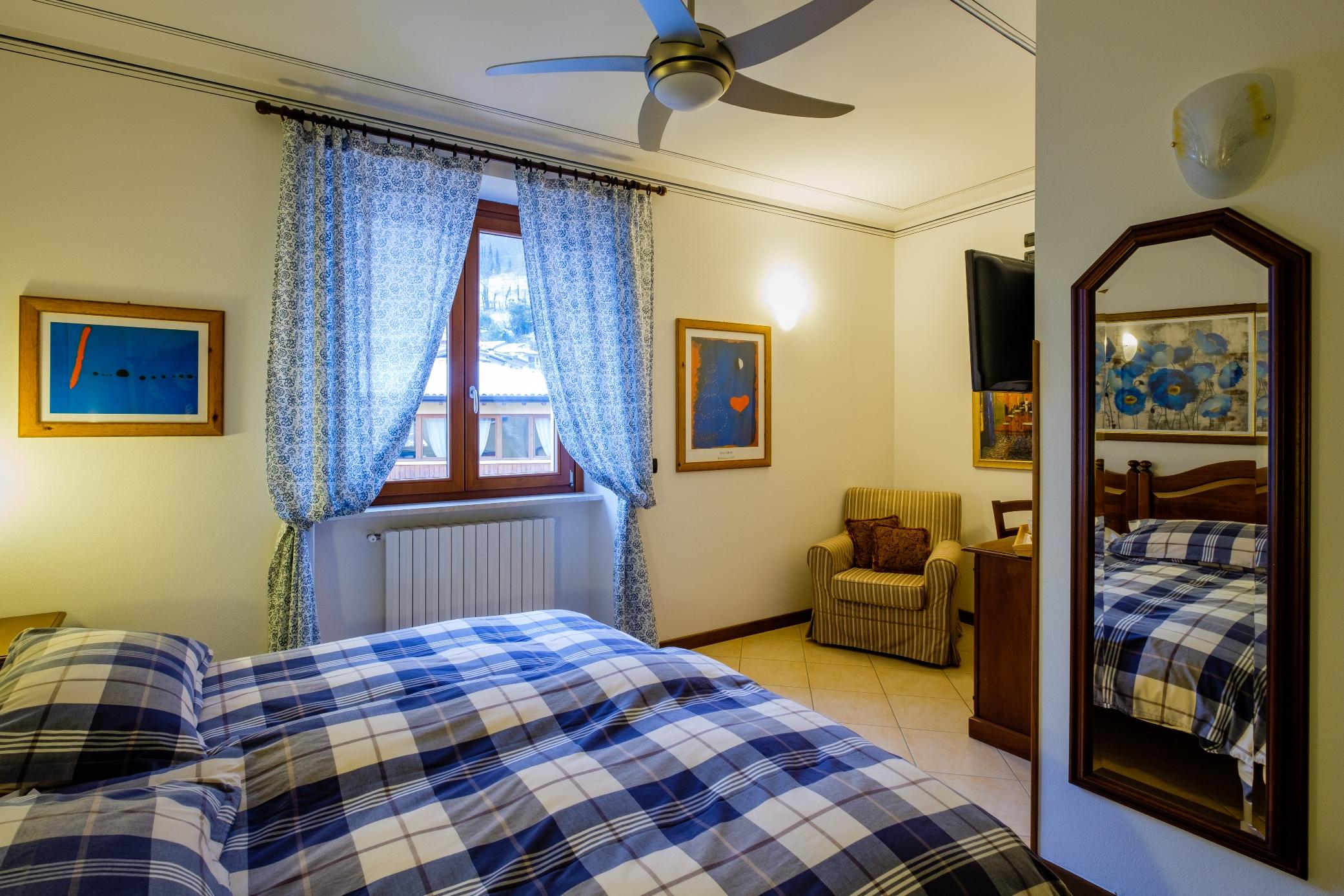 Hotel Tre Punte Гарньяно Экстерьер фото