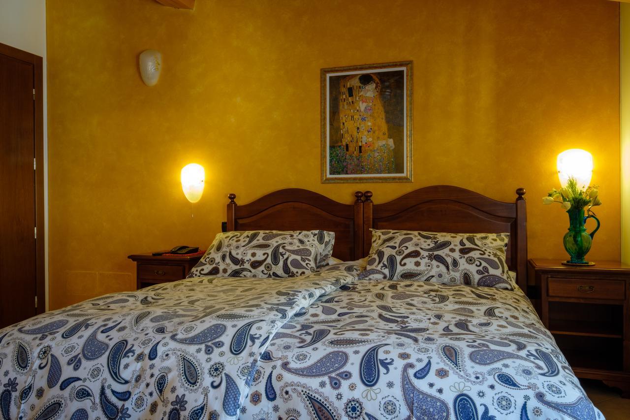 Hotel Tre Punte Гарньяно Экстерьер фото